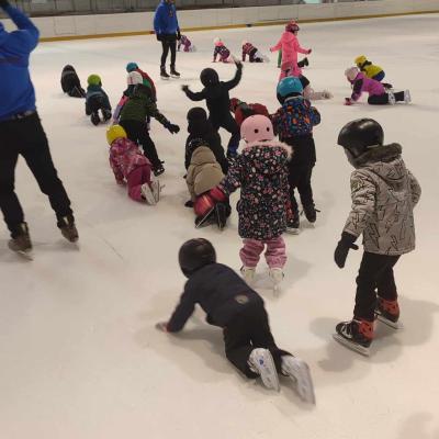 Drobci na ľade - kurz korčuľovania predškoláci